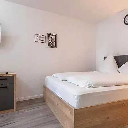 Casa 3* Rosbach vor der Höhe
