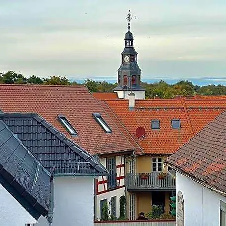 Casa Rosbach vor der Höhe